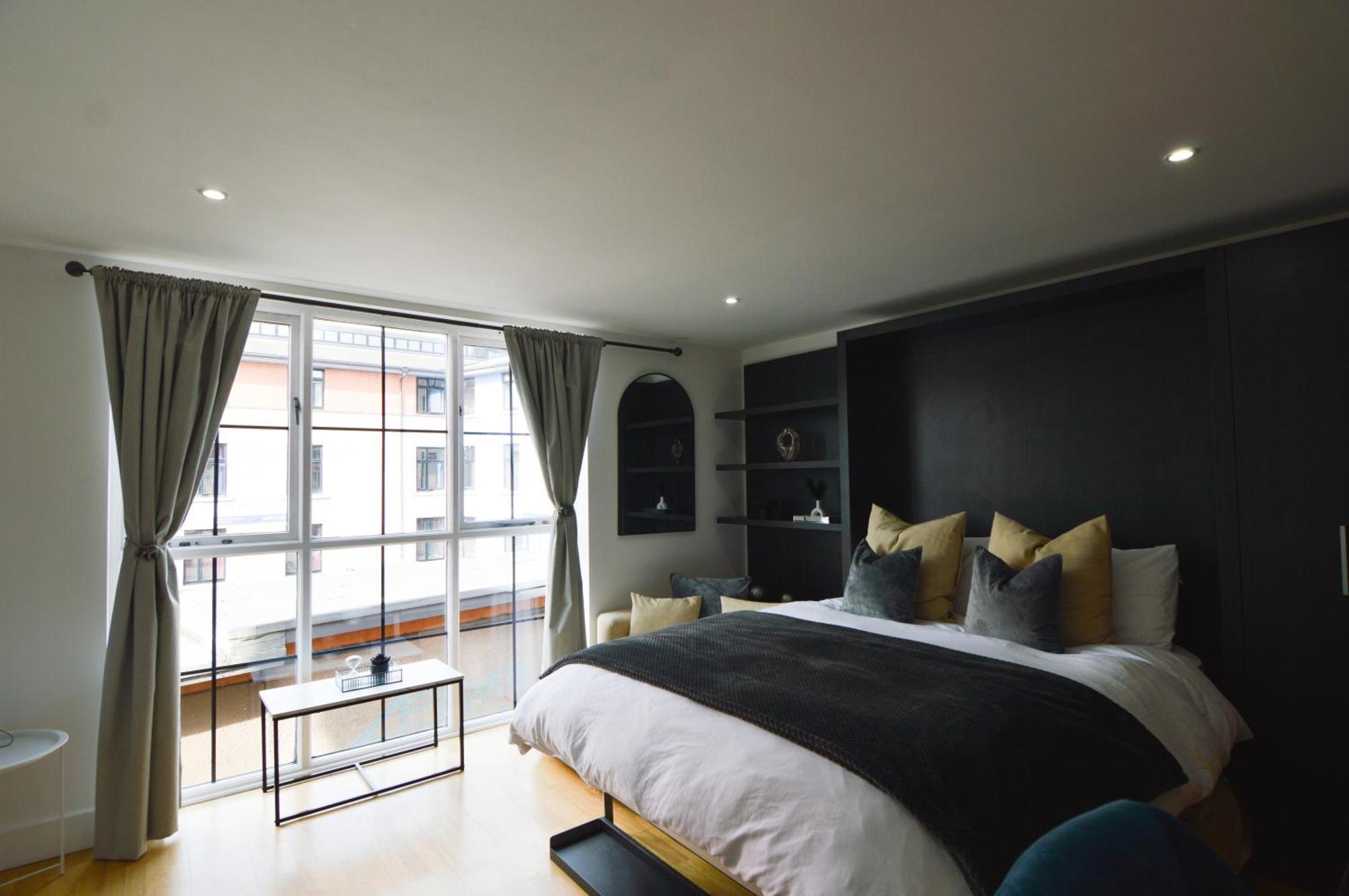 Cosy, Centrally Located Studio With Gated Parking! Loughborough Exteriör bild